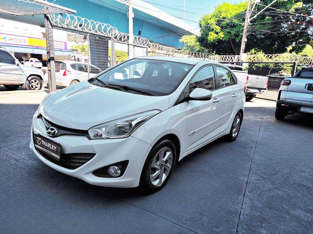 HYUNDAI HB20S