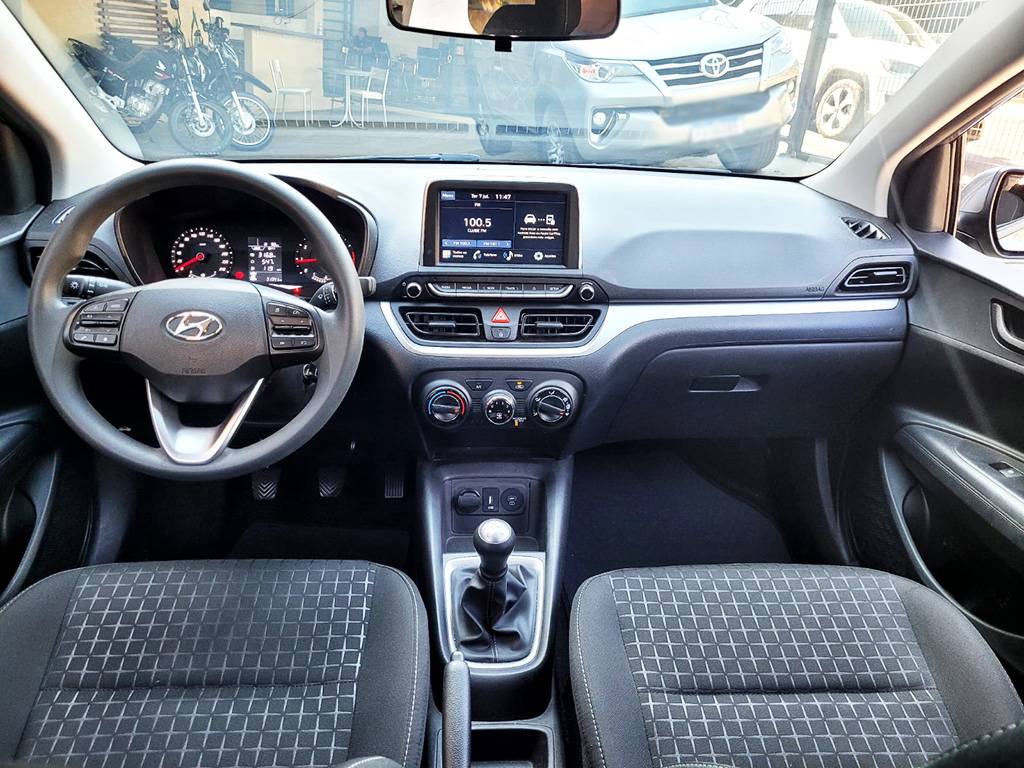 HYUNDAI HB20