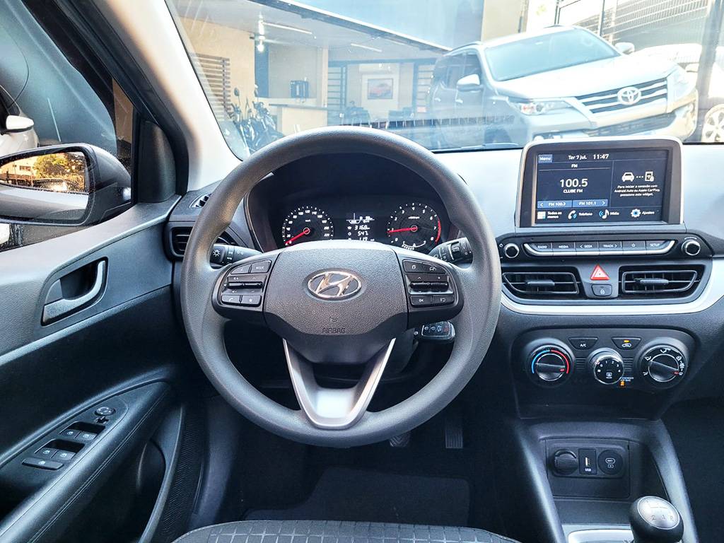 HYUNDAI HB20