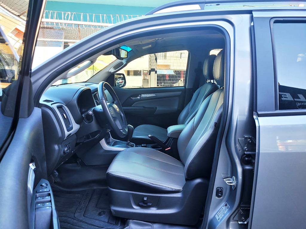CHEVROLET S10
