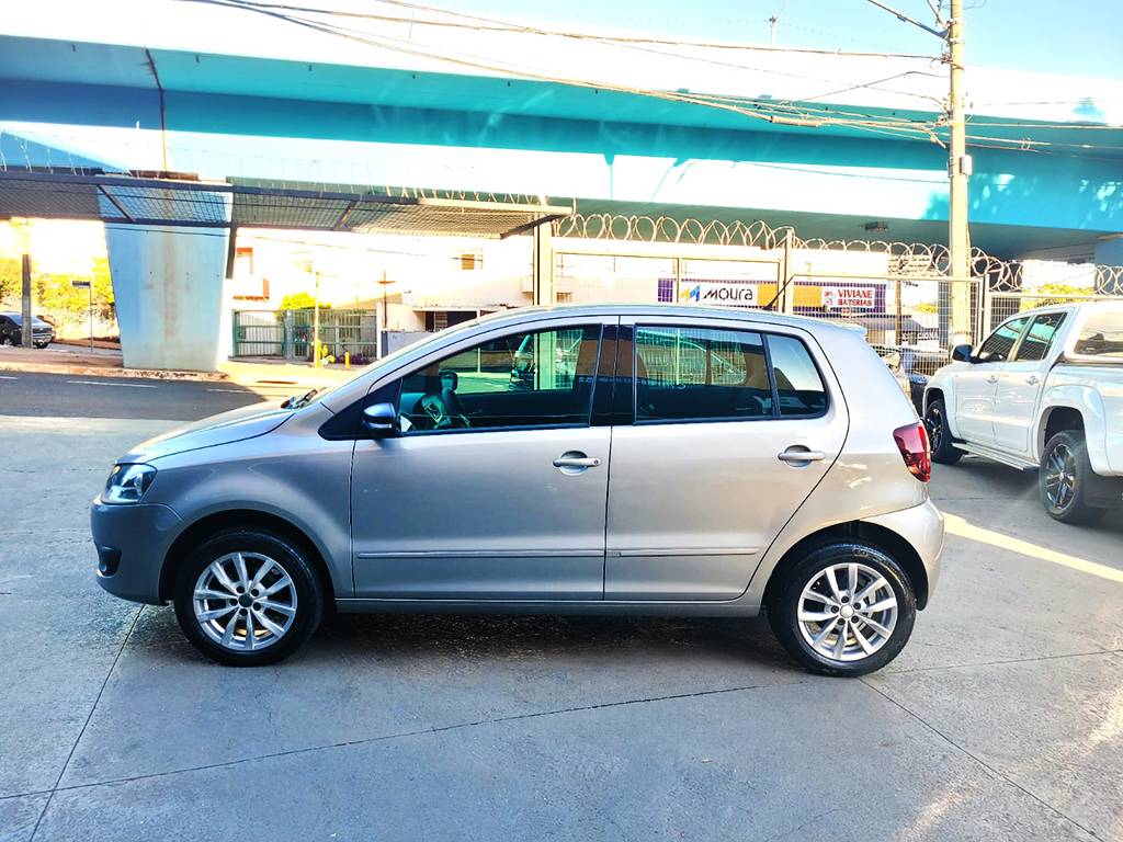VOLKSWAGEN FOX
