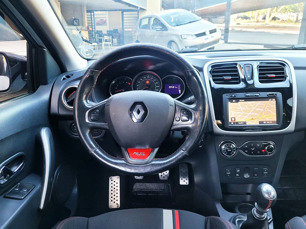 RENAULT SANDERO
