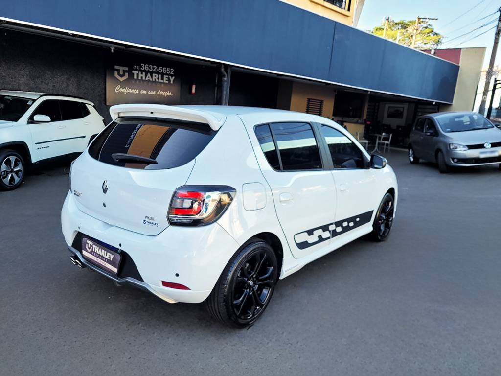 RENAULT SANDERO
