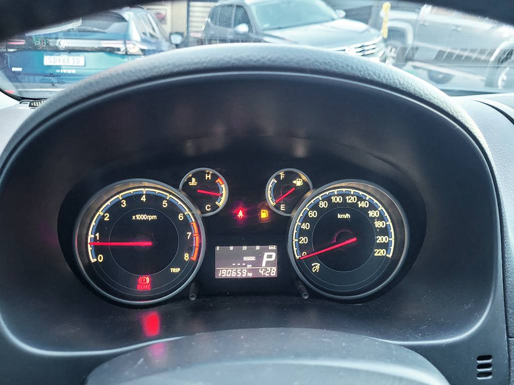 SUZUKI SX4