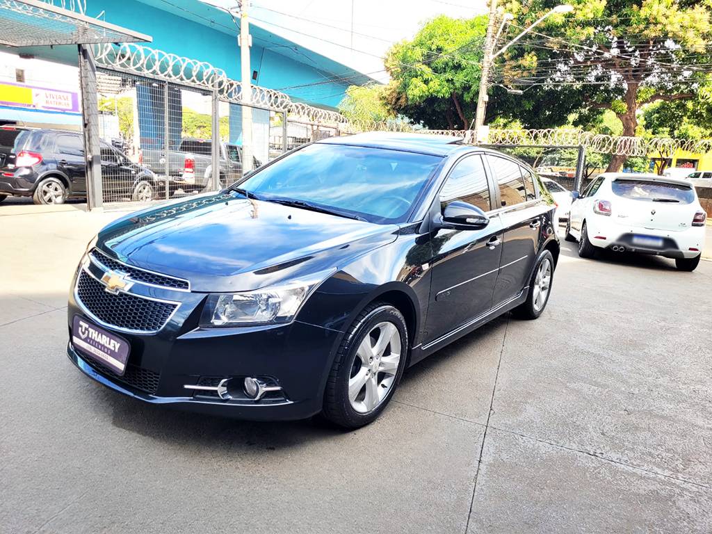CHEVROLET CRUZE