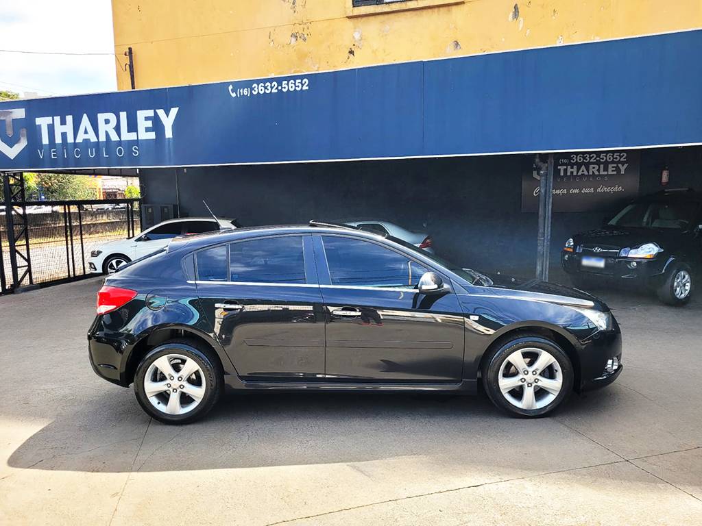 CHEVROLET CRUZE