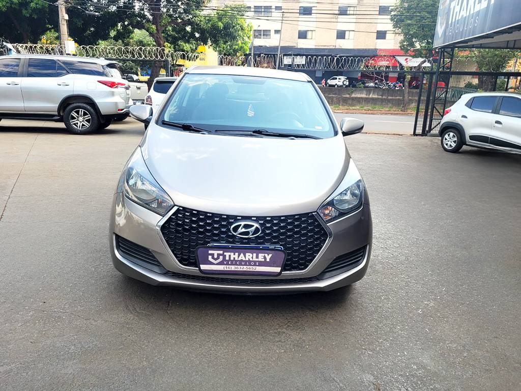 HYUNDAI HB20S