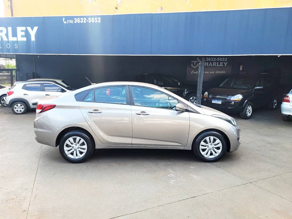 HYUNDAI HB20S