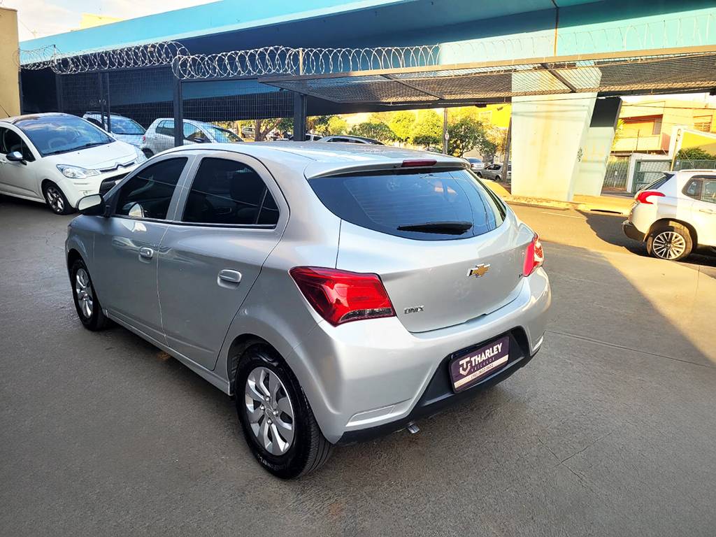 CHEVROLET ONIX