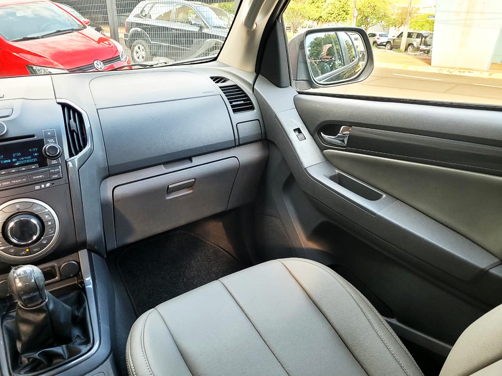 CHEVROLET S10