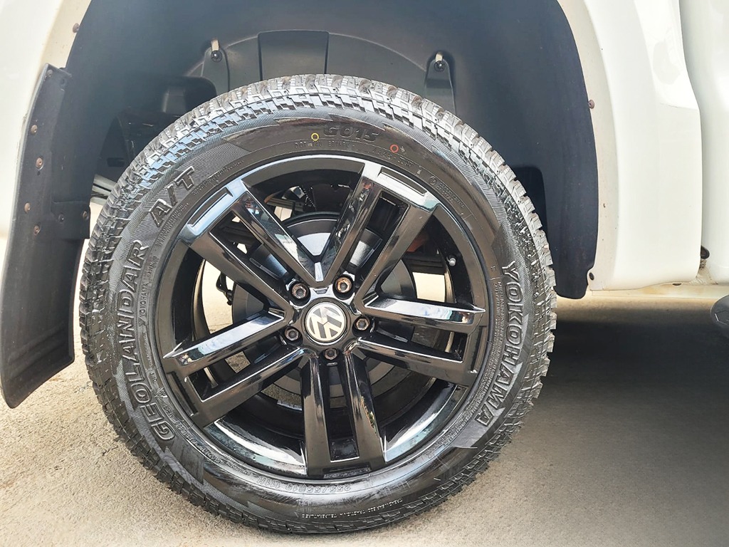 VOLKSWAGEN AMAROK