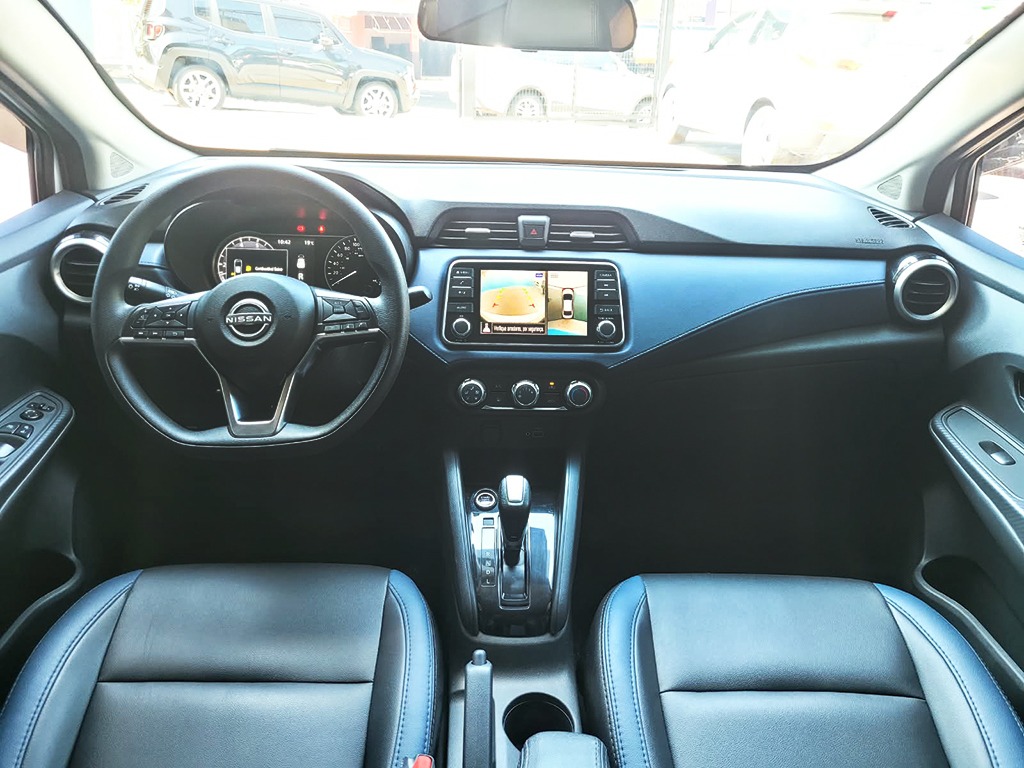 NISSAN VERSA
