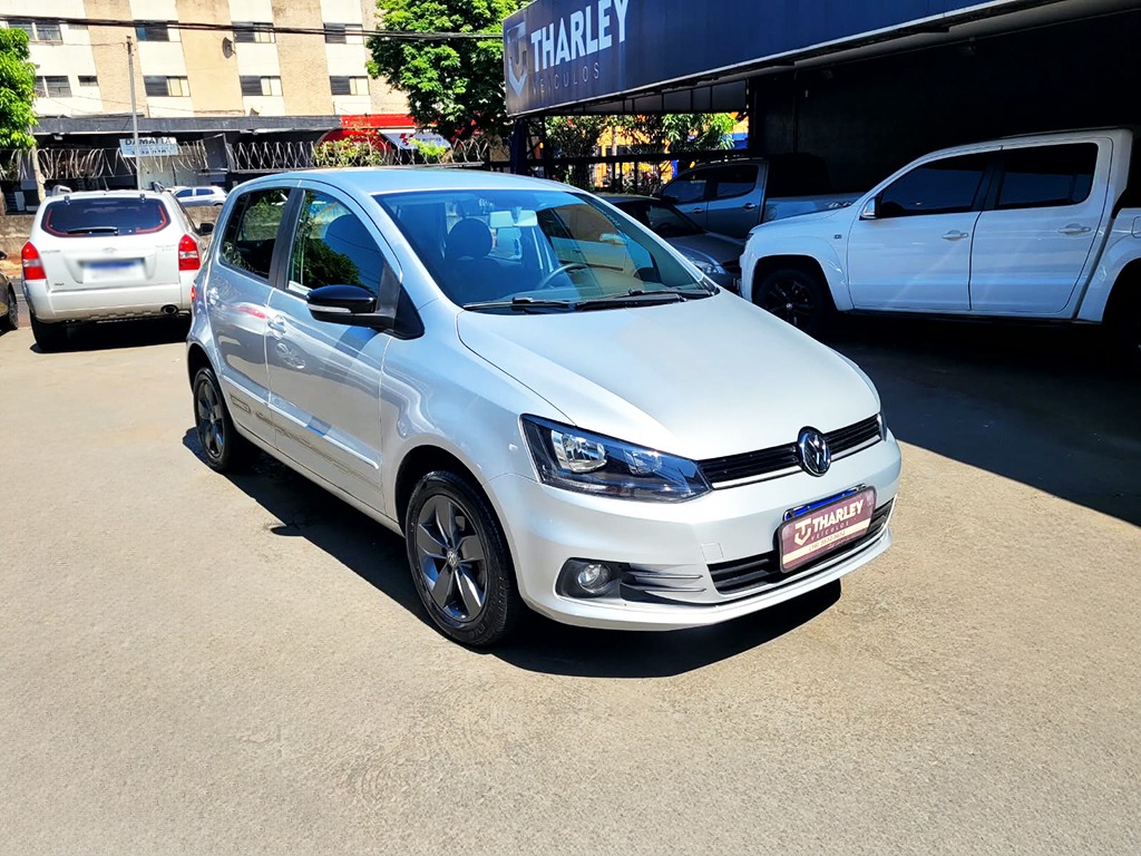 VOLKSWAGEN FOX