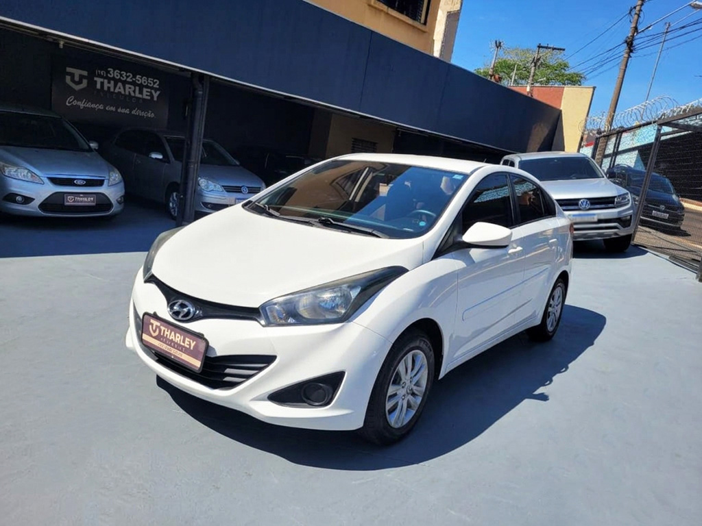 HYUNDAI HB20S