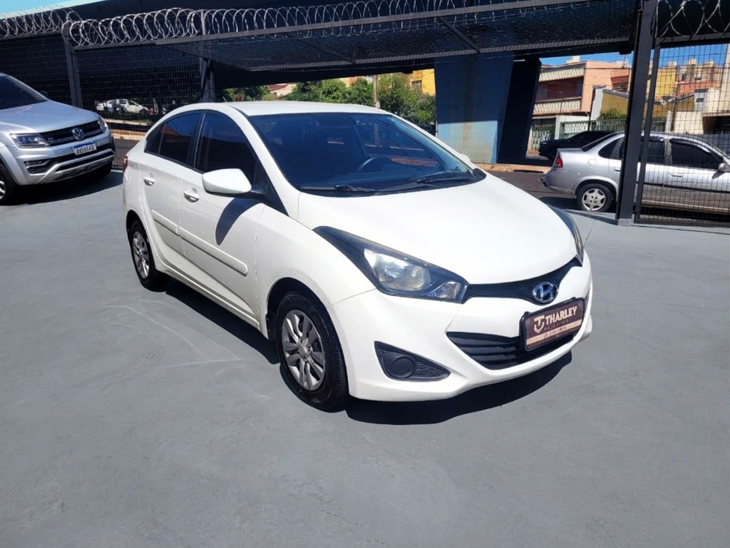 HYUNDAI HB20S