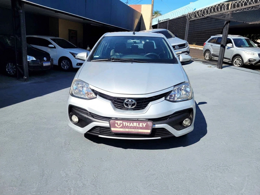 TOYOTA ETIOS