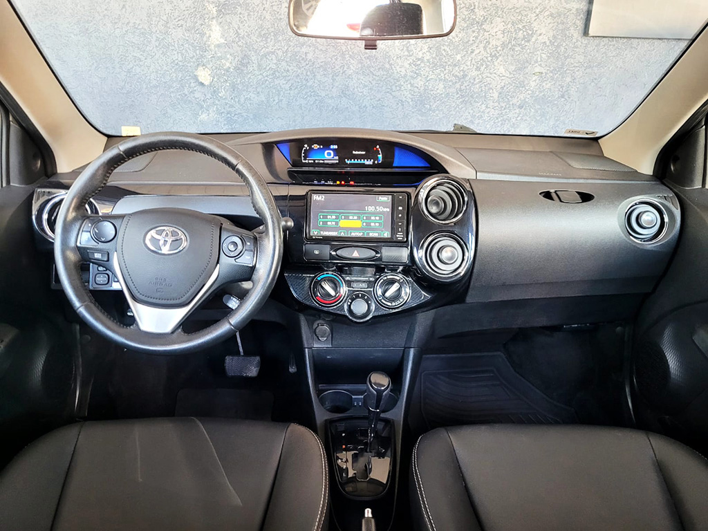TOYOTA ETIOS