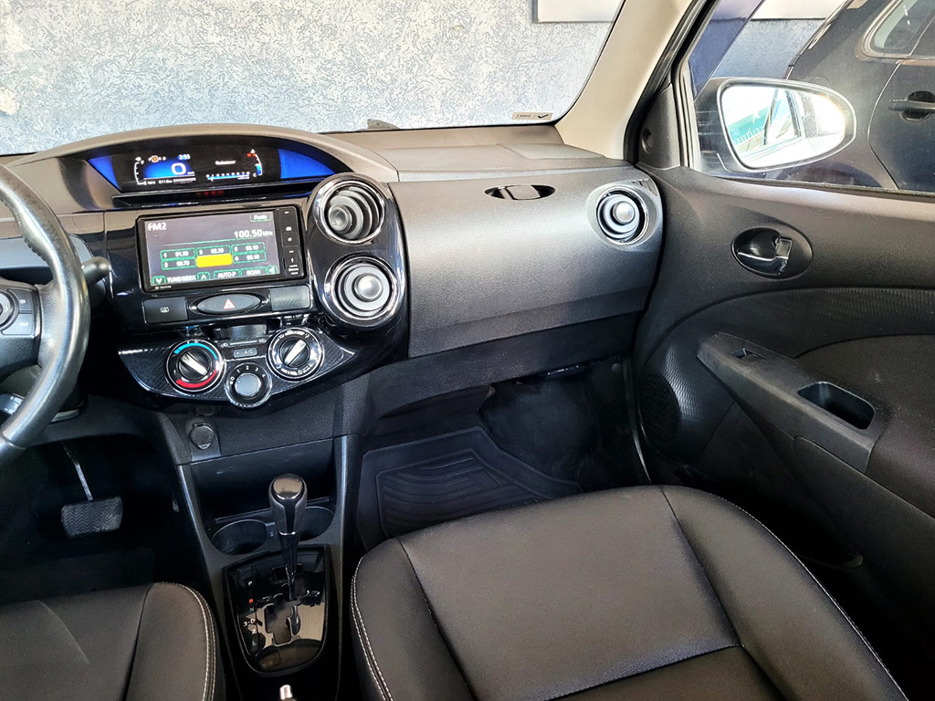 TOYOTA ETIOS