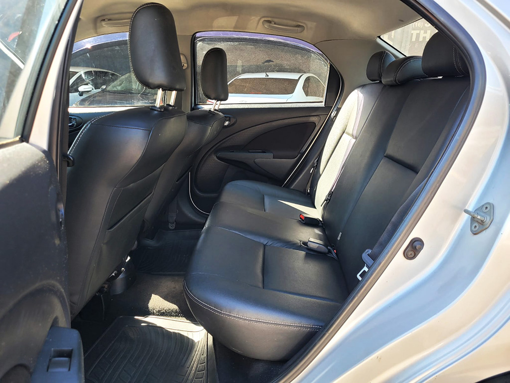 TOYOTA ETIOS