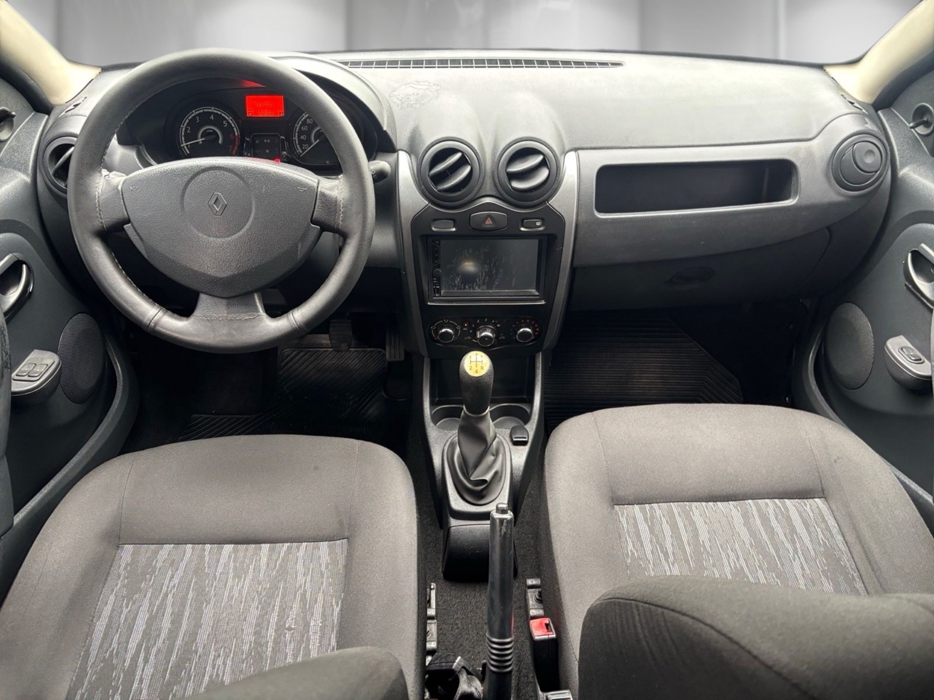 RENAULT SANDERO