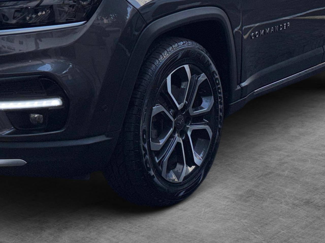 JEEP COMMANDER