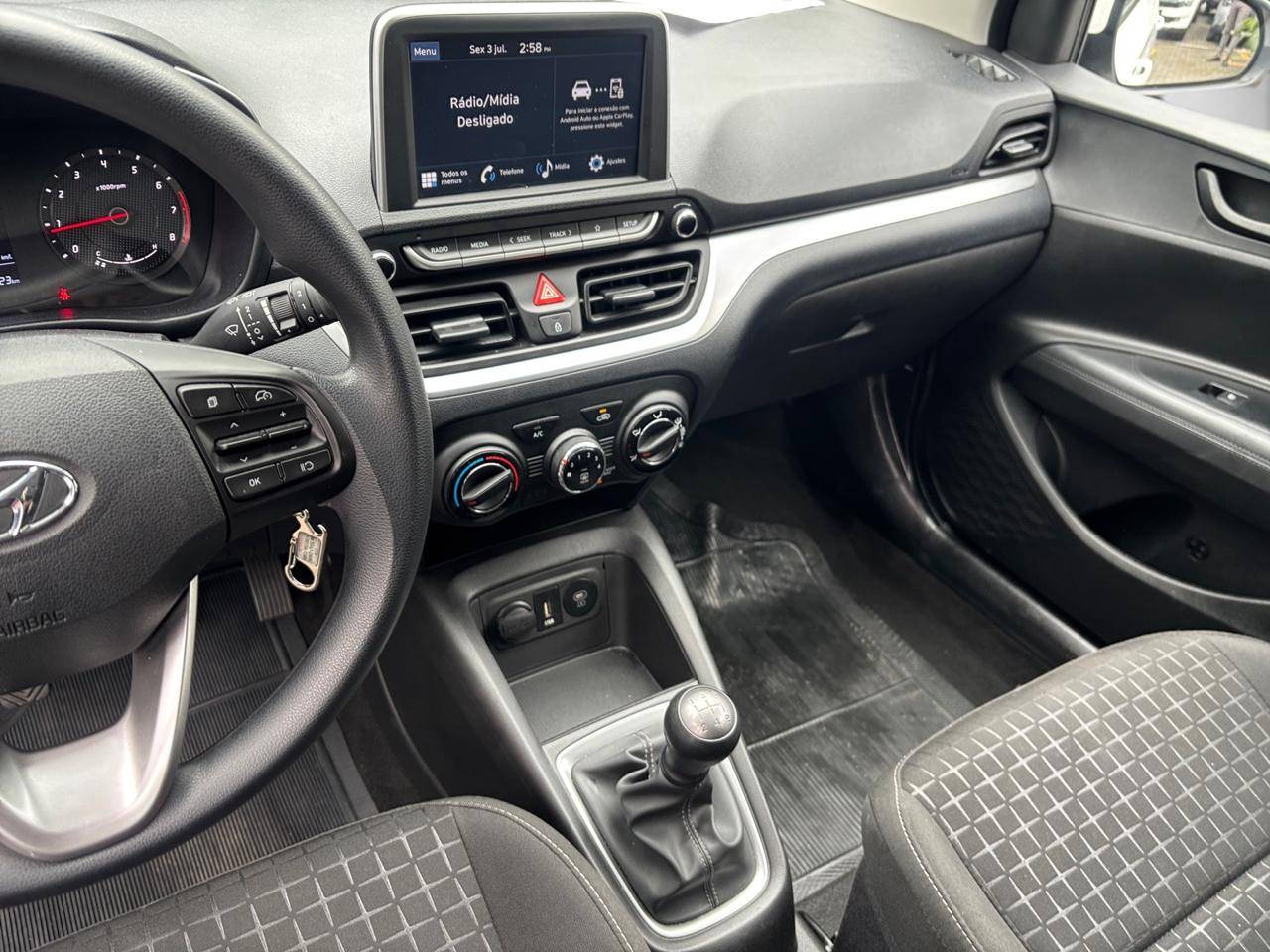 HYUNDAI HB20
