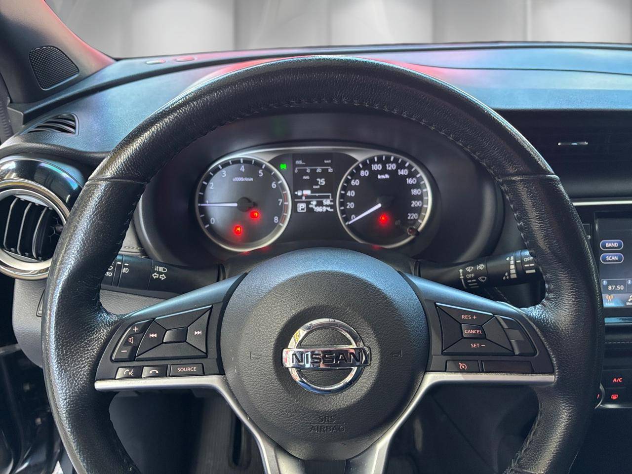 NISSAN KICKS