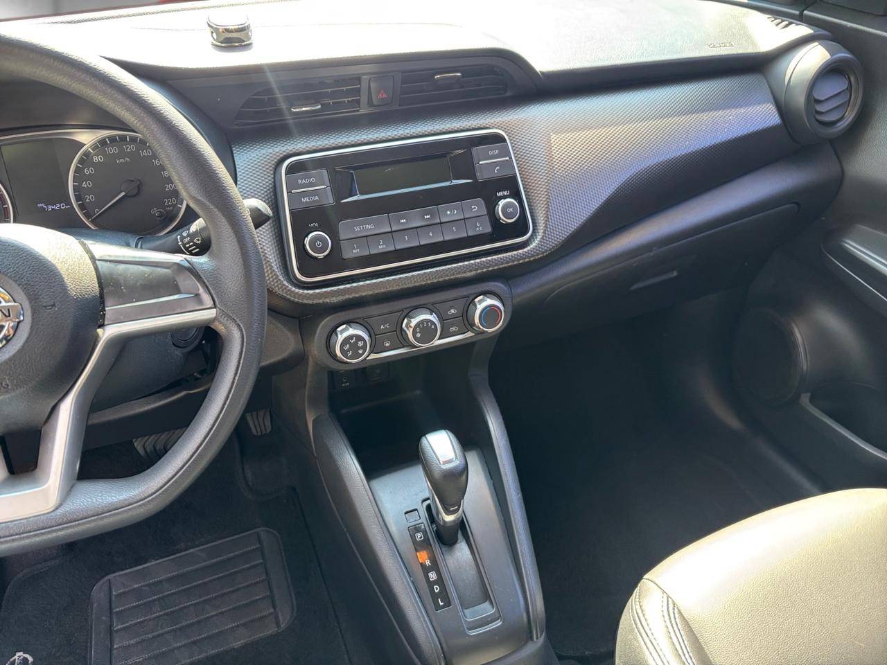 NISSAN KICKS