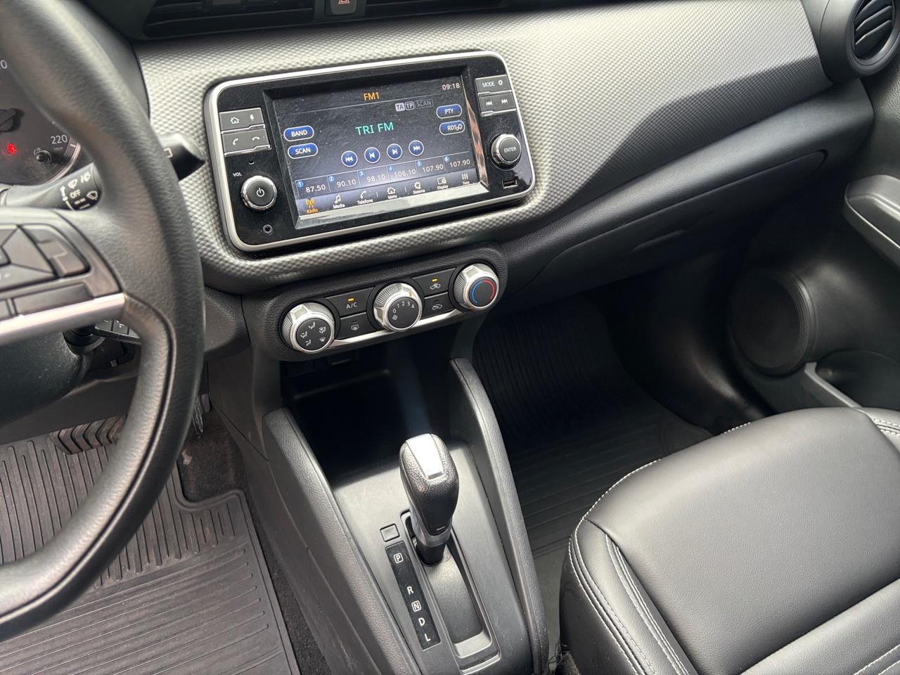 NISSAN KICKS
