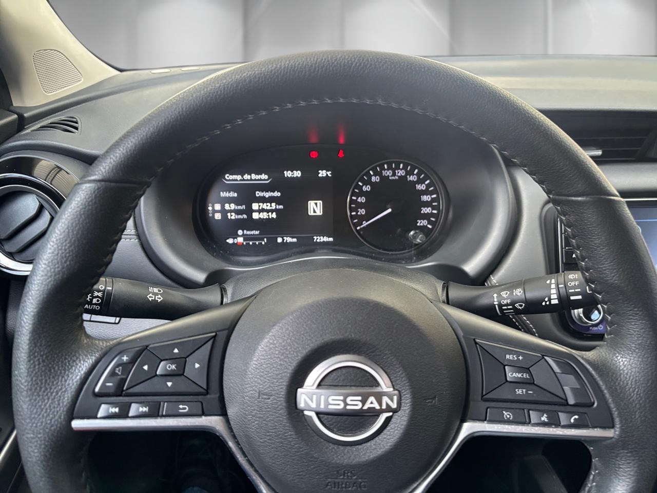 NISSAN KICKS