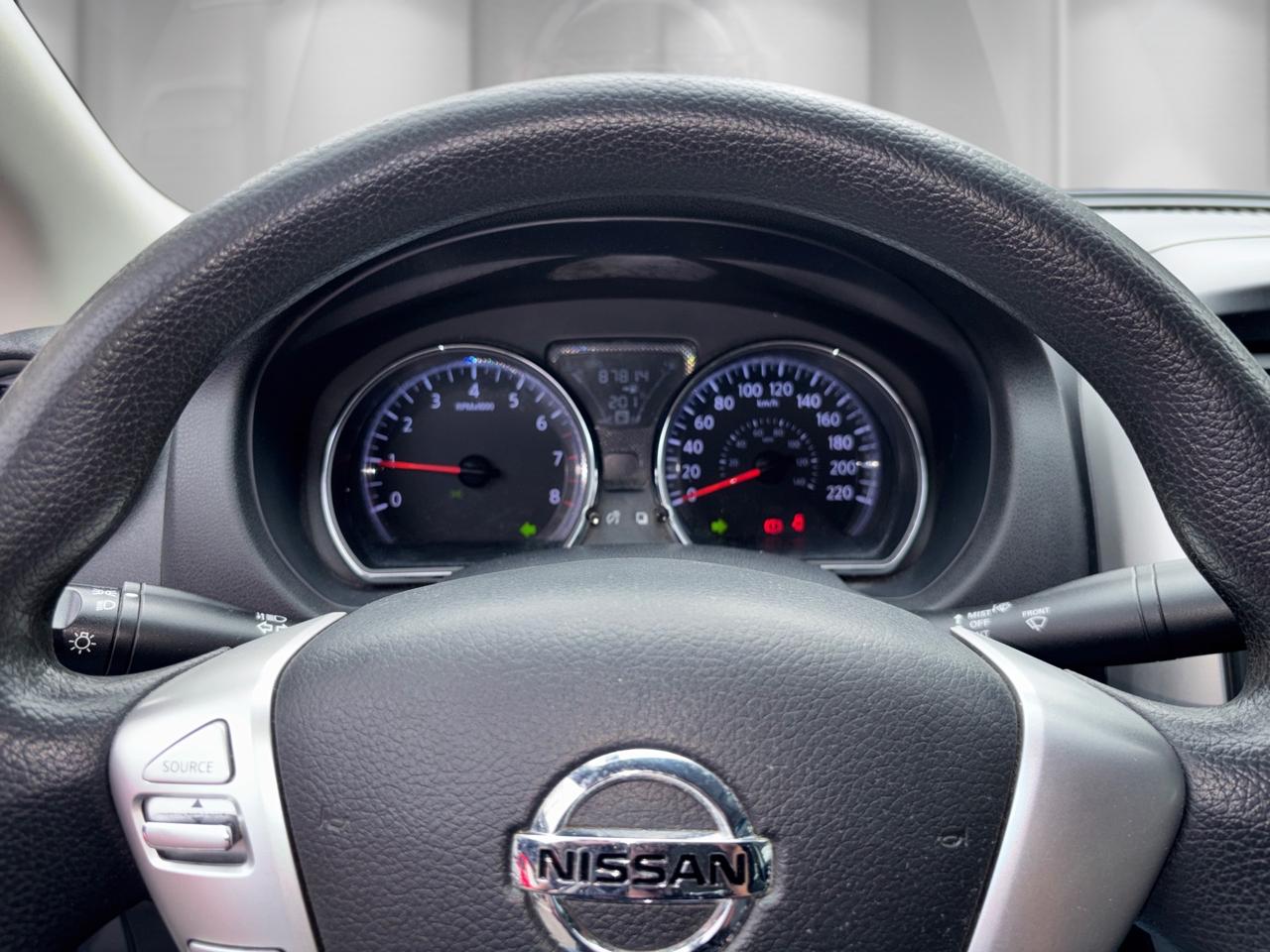 NISSAN VERSA