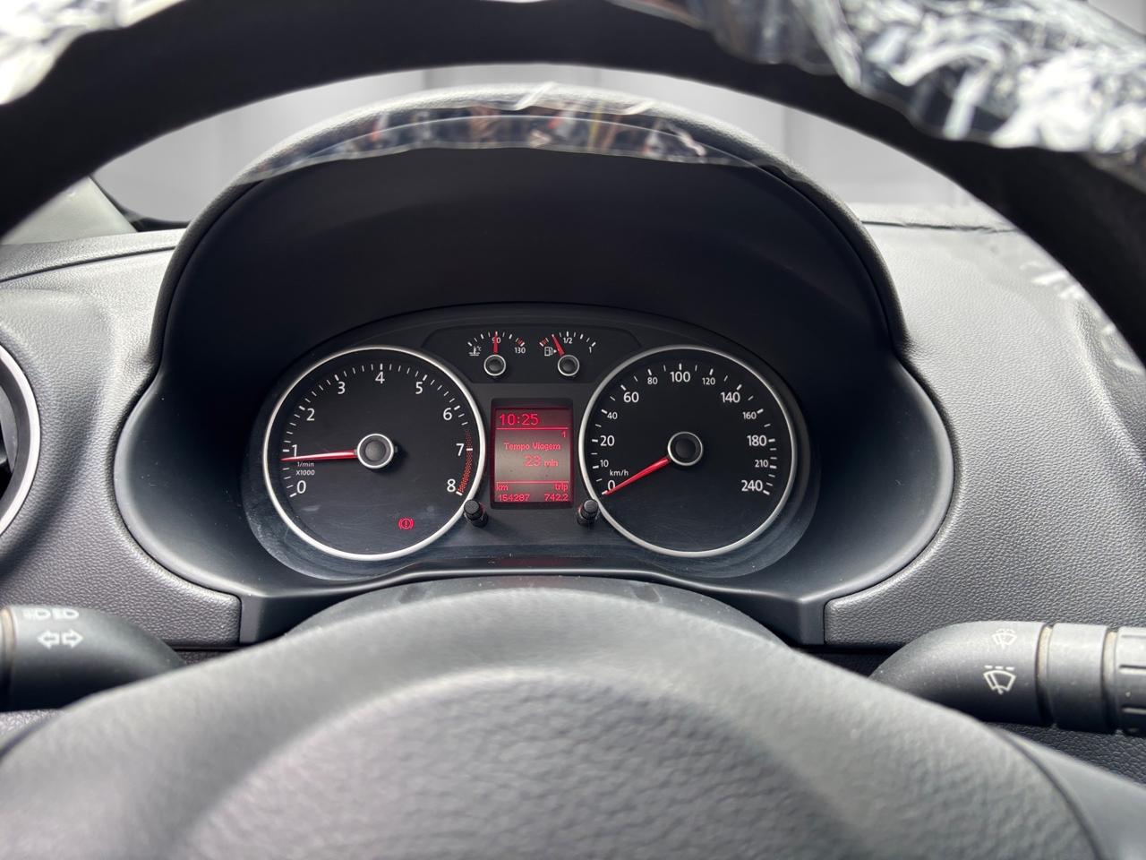 VOLKSWAGEN VOYAGE