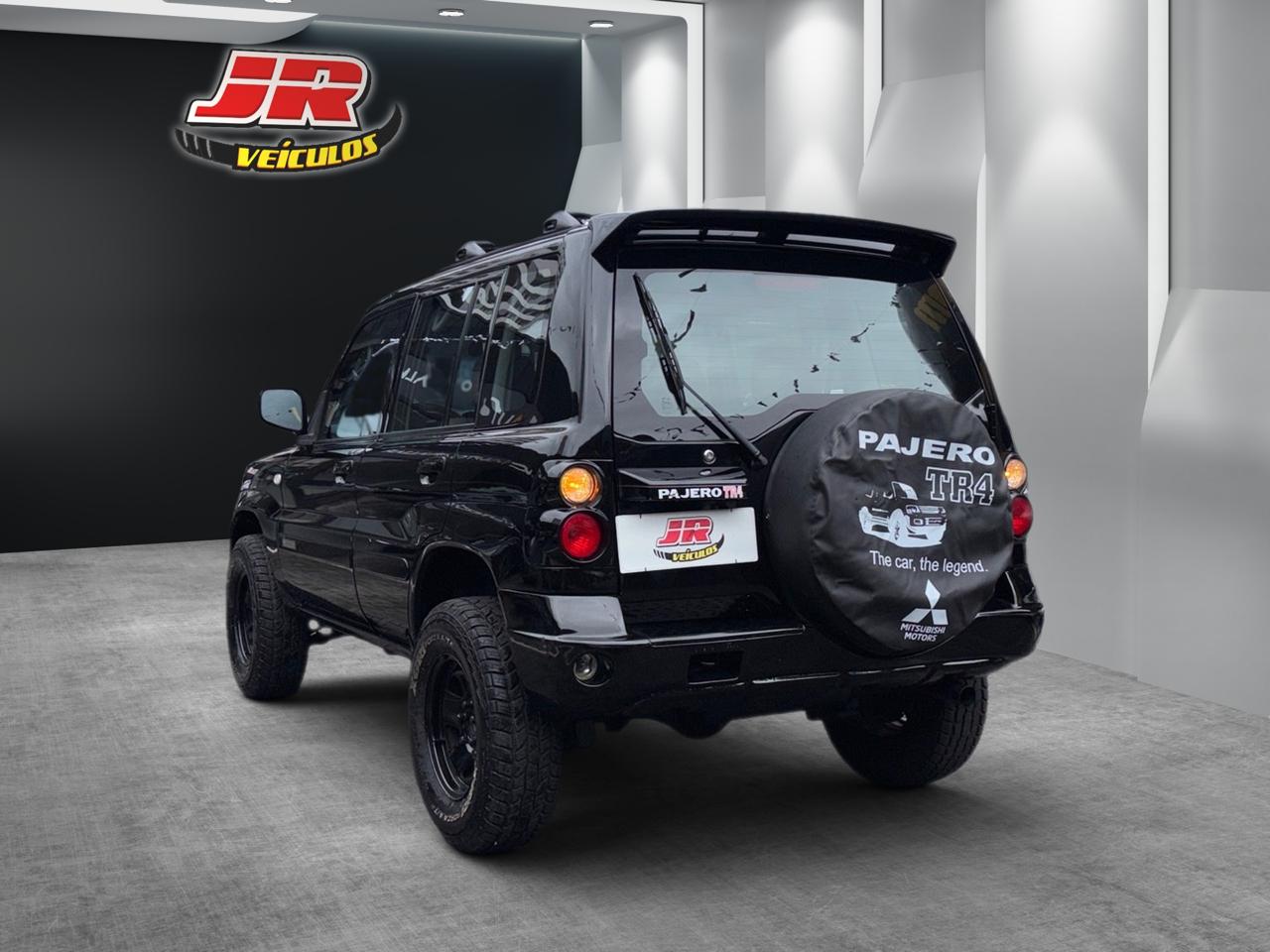 MITSUBISHI PAJERO TR4