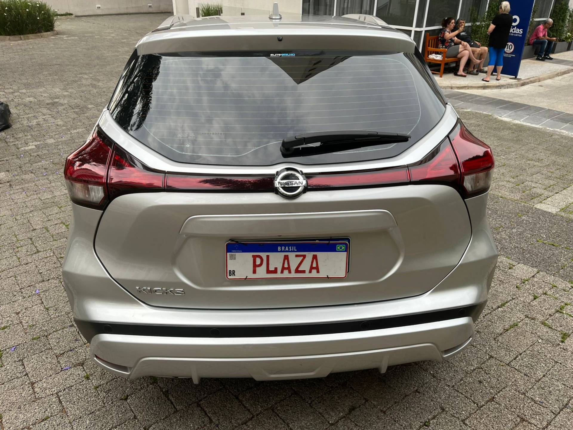 NISSAN KICKS