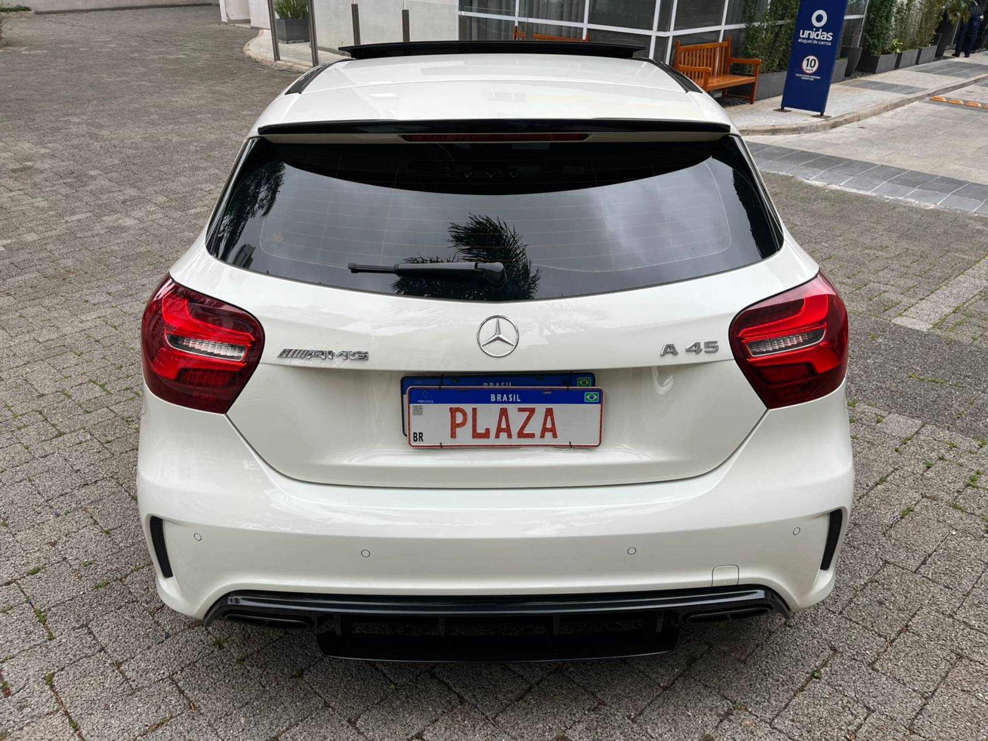 MERCEDES-BENZ A 45 AMG