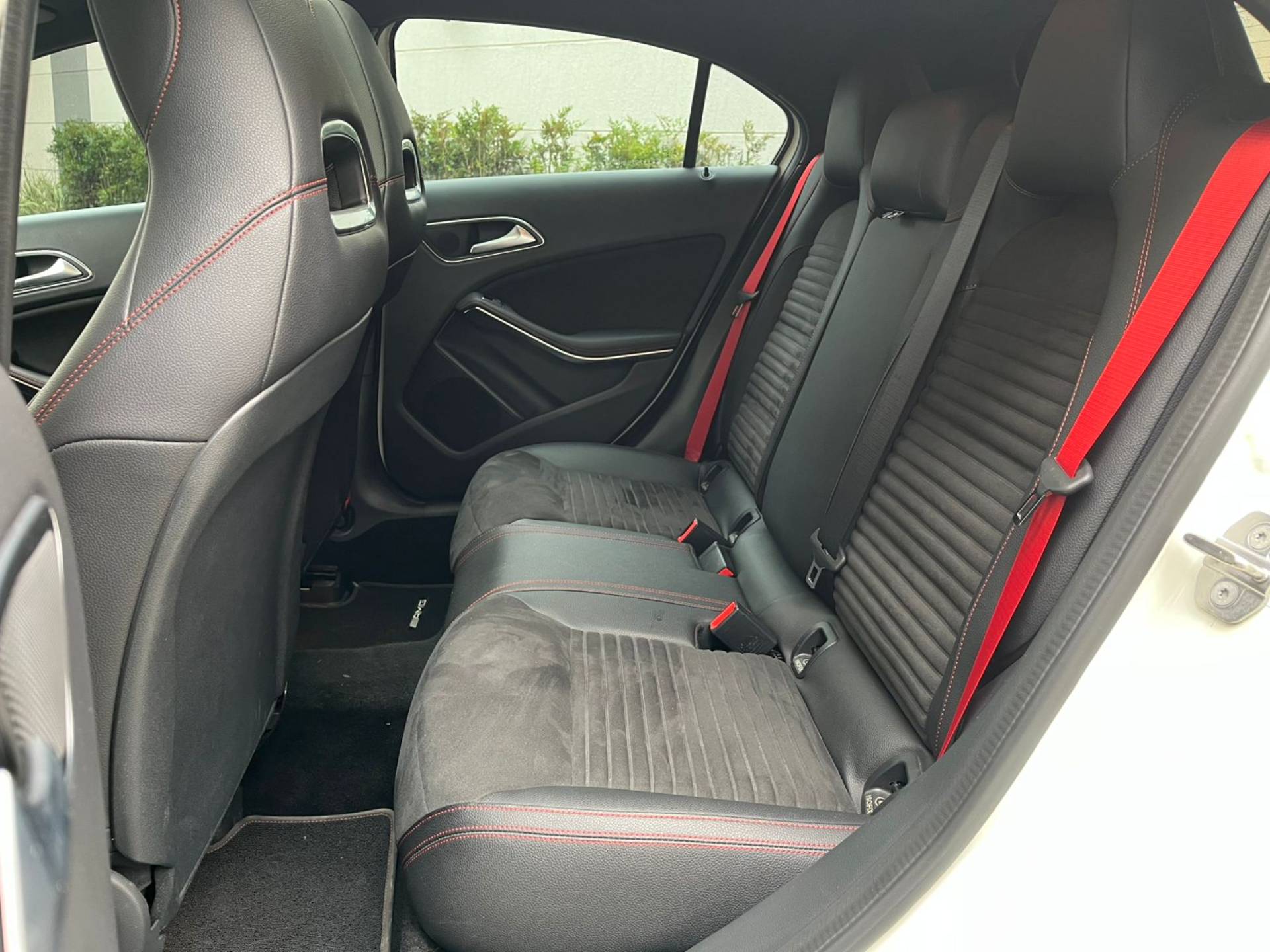 MERCEDES-BENZ A 45 AMG