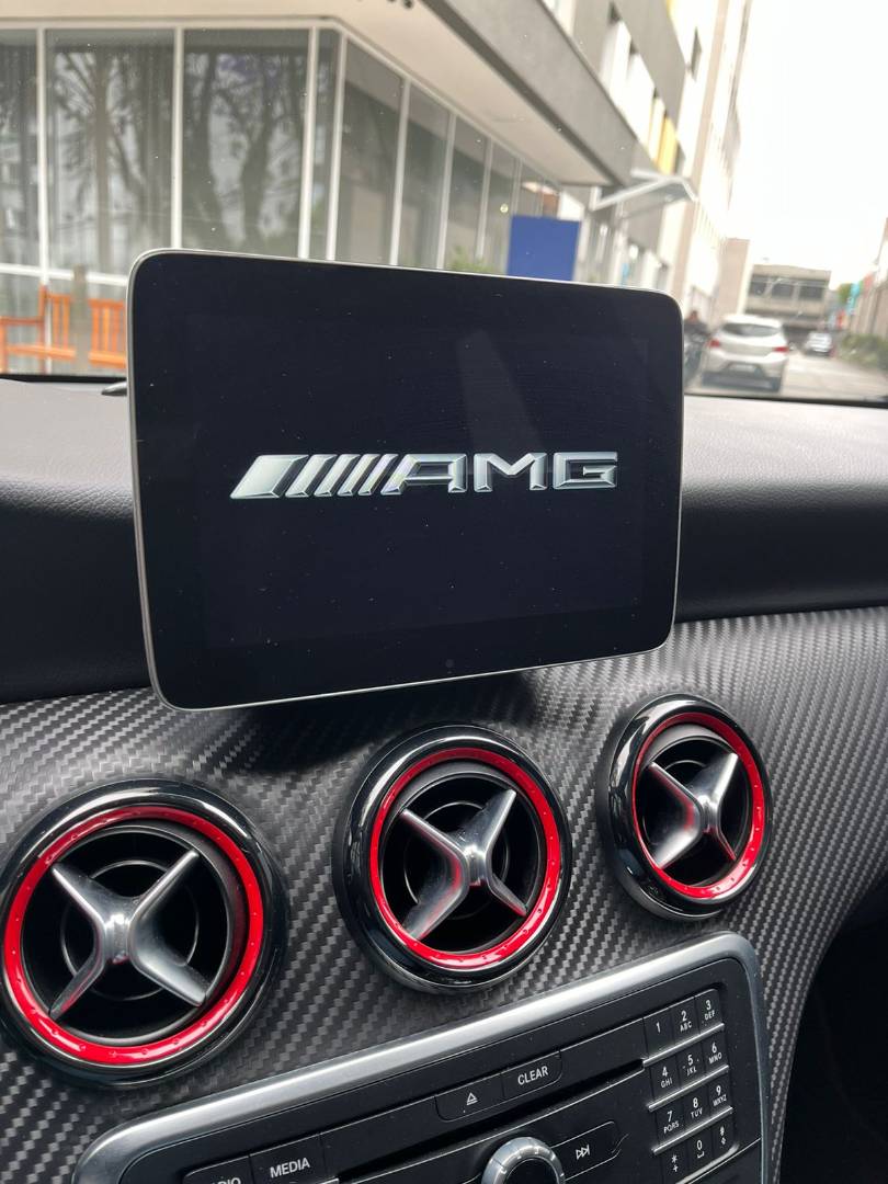 MERCEDES-BENZ A 45 AMG