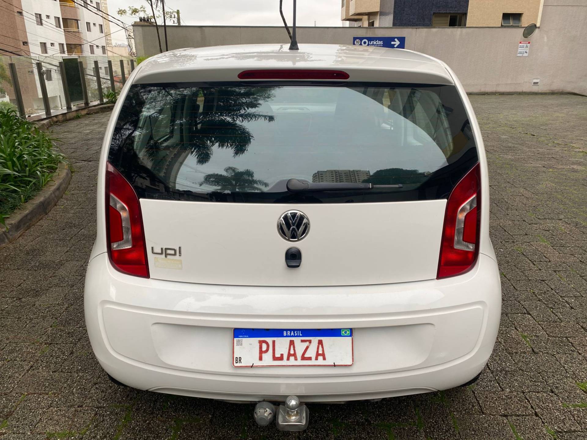VOLKSWAGEN UP