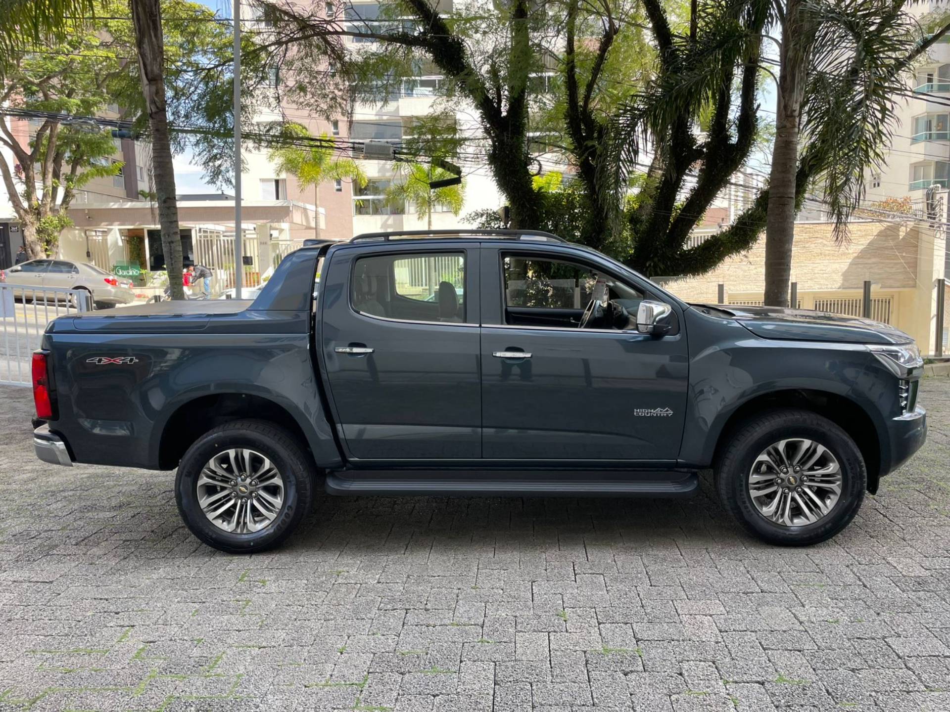 CHEVROLET S10