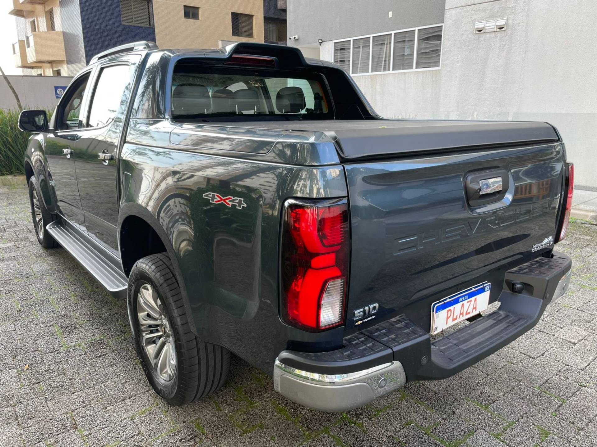 CHEVROLET S10