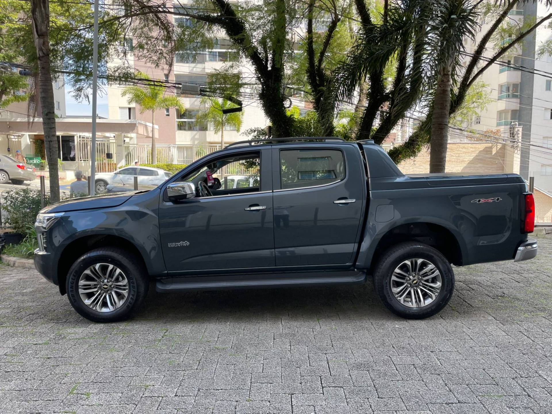 CHEVROLET S10
