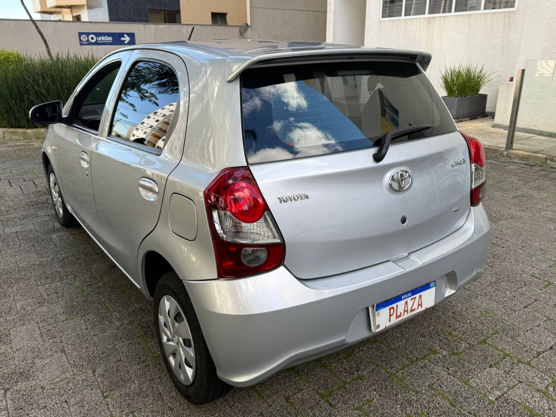 TOYOTA ETIOS