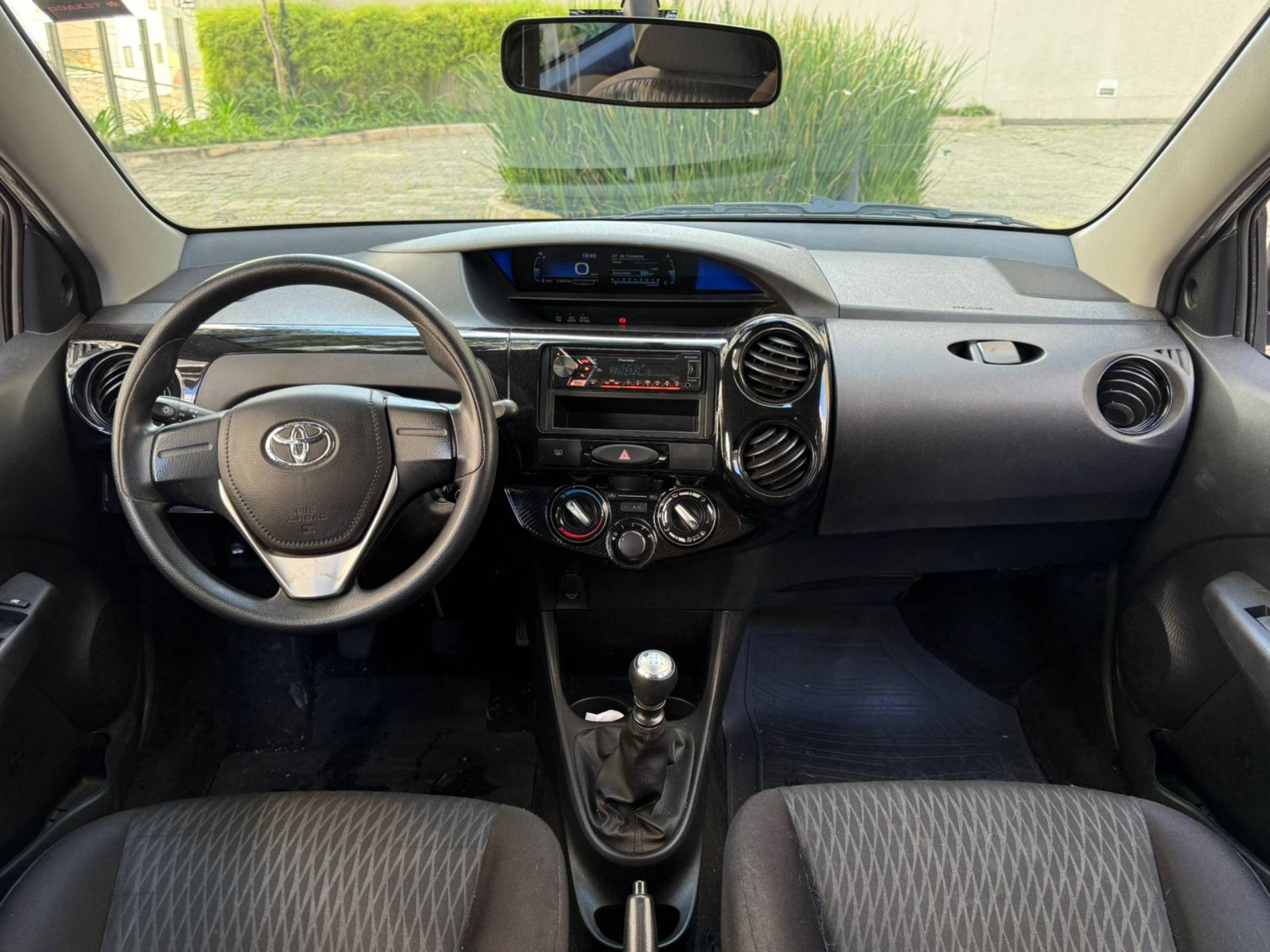 TOYOTA ETIOS