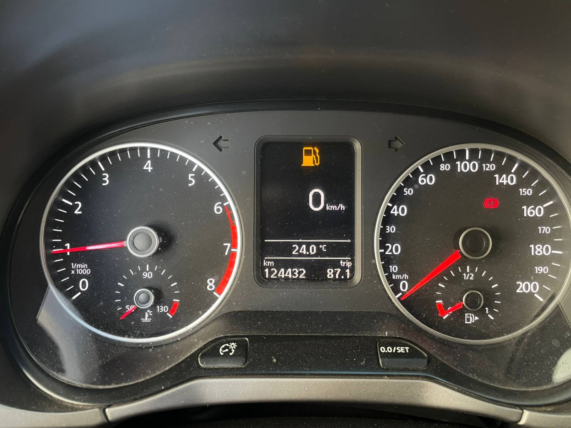 VOLKSWAGEN FOX