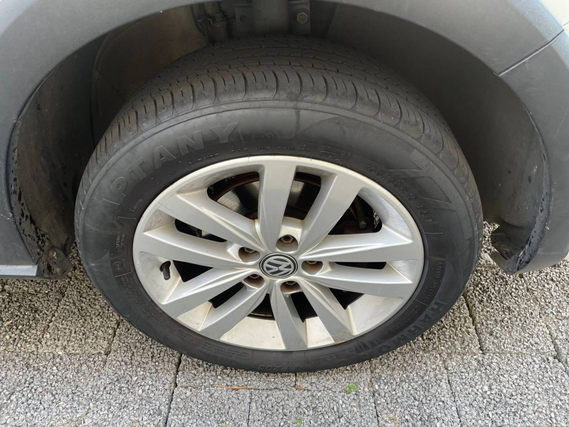 VOLKSWAGEN FOX
