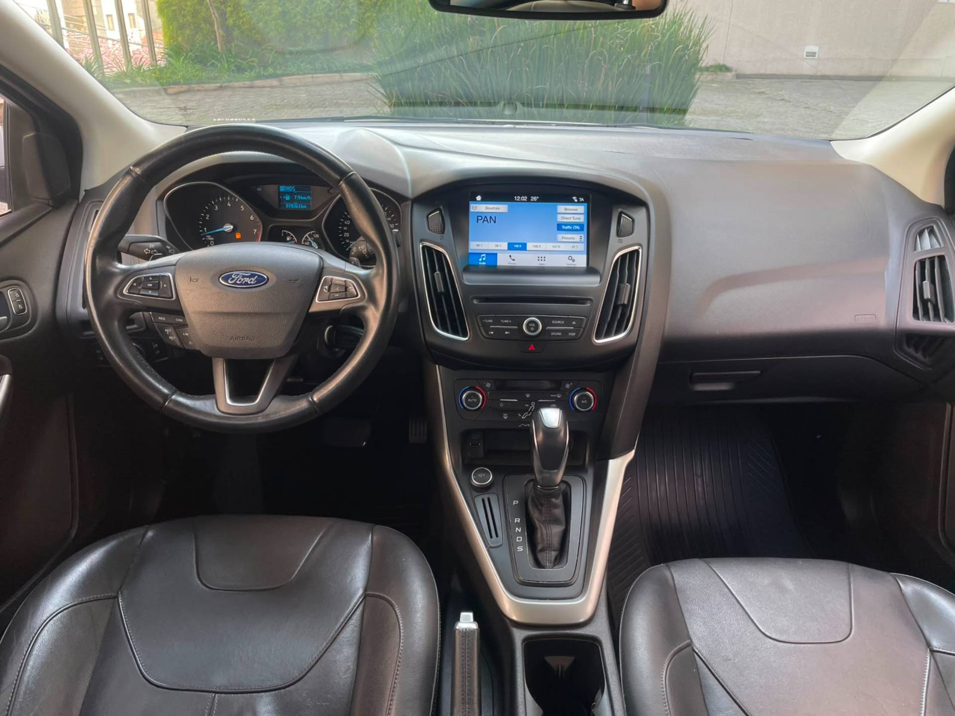 FORD FOCUS