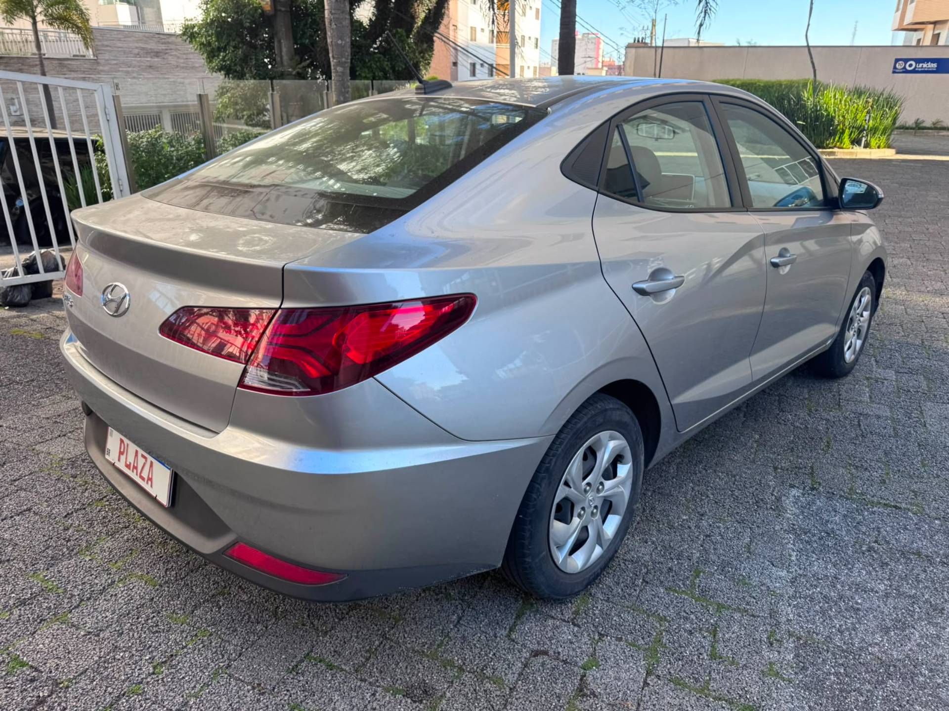 HYUNDAI HB20S