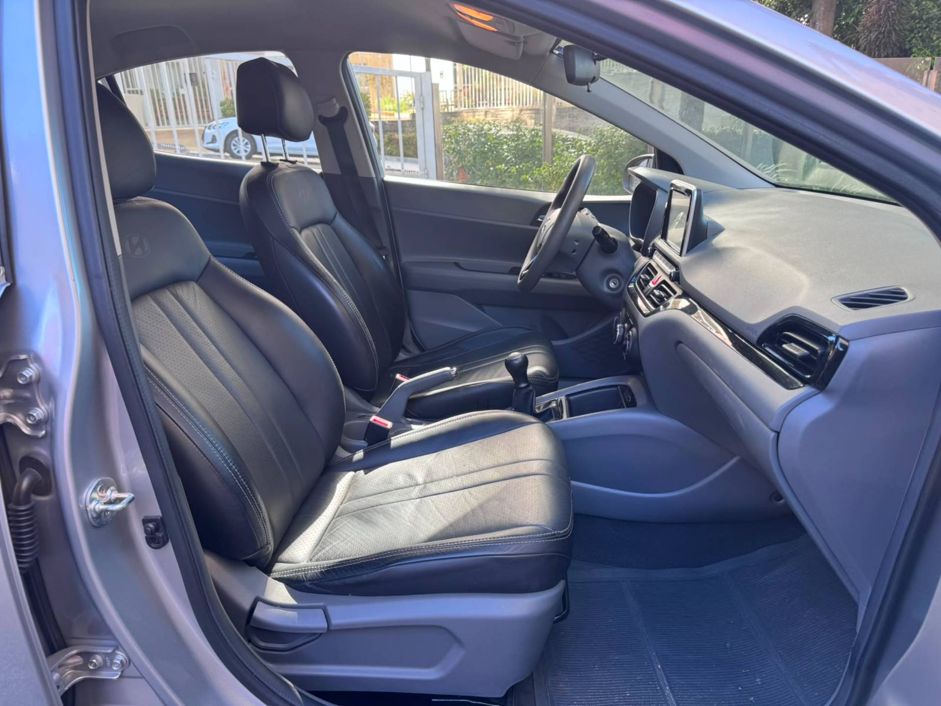HYUNDAI HB20S