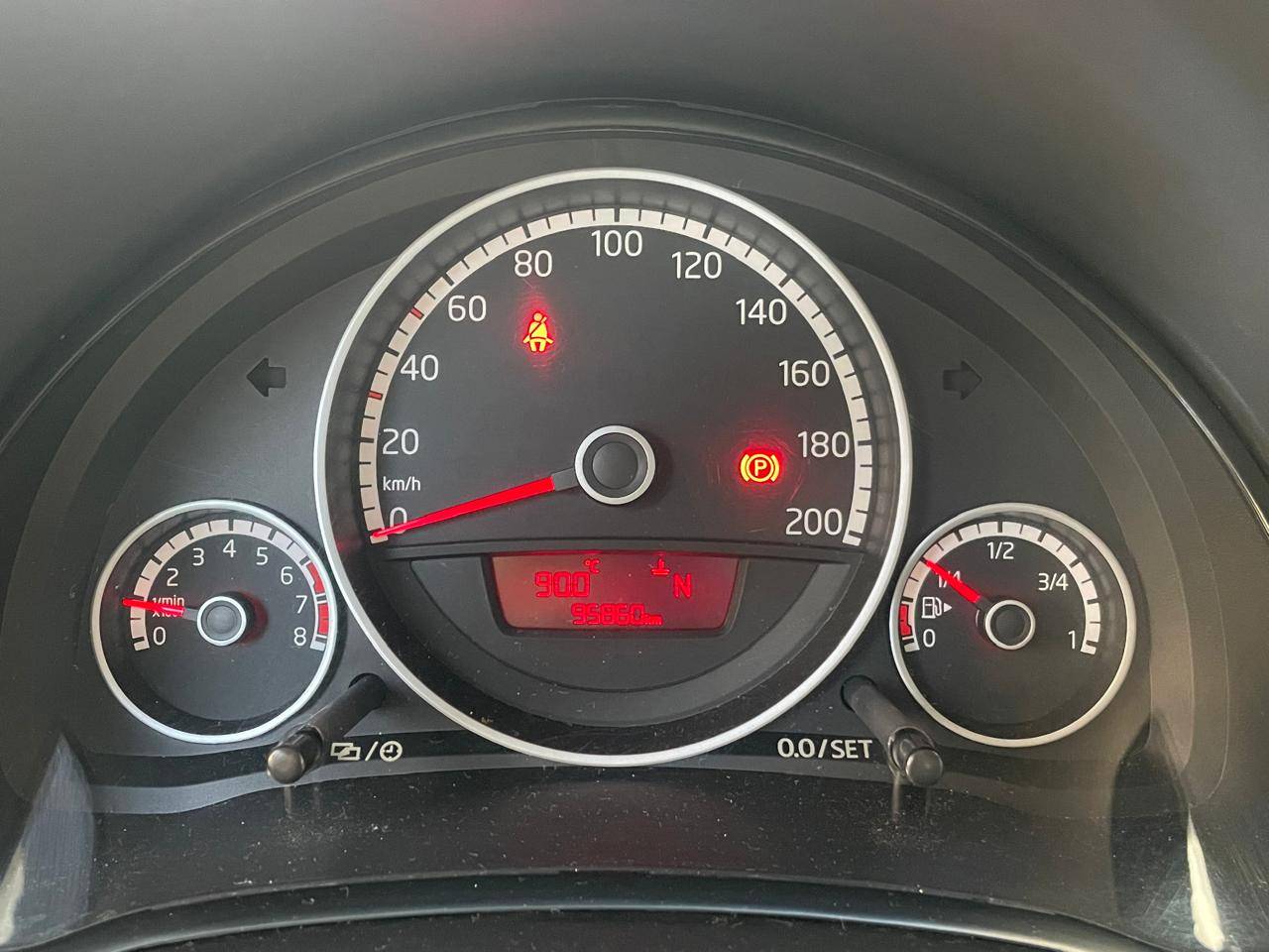 VOLKSWAGEN UP