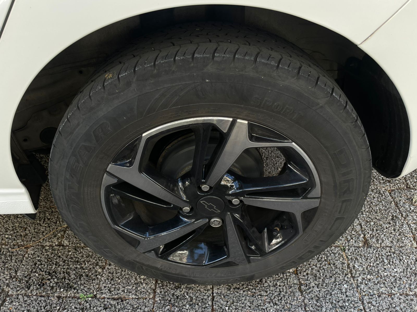 CHEVROLET ONIX